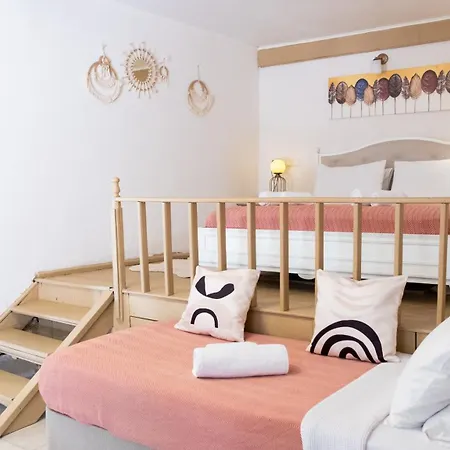 Garden Palace Boutique Hotel 2*