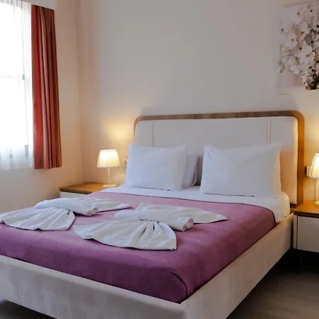 Garden Palace Boutique 2*