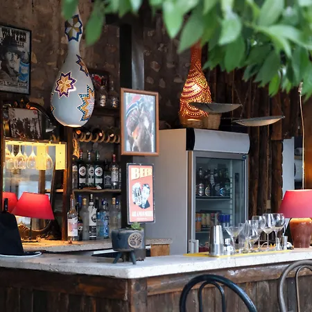 ホテル Garden Palace Boutique クシャダス