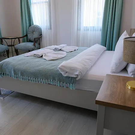 מלון Garden Palace Boutique 2*