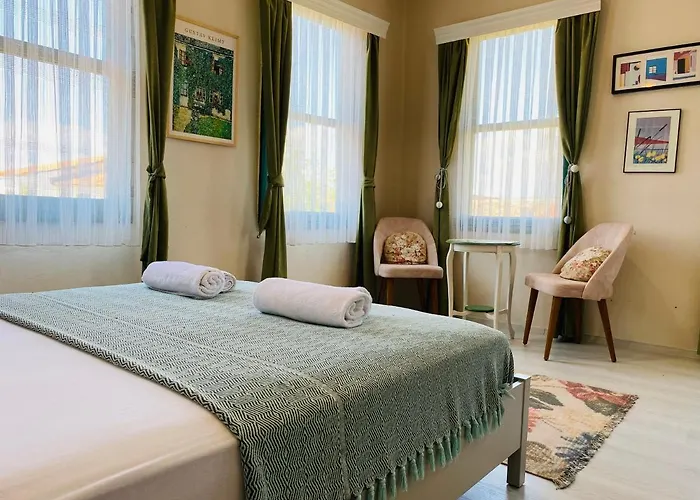 Garden Palace Boutique 2*