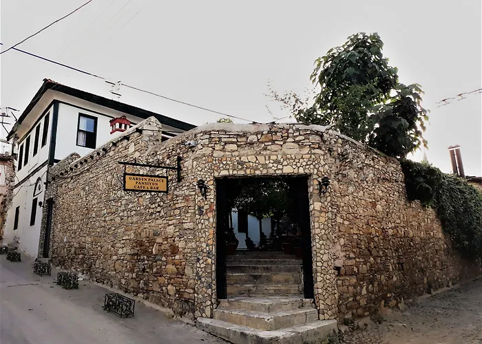 Garden Palace Boutique