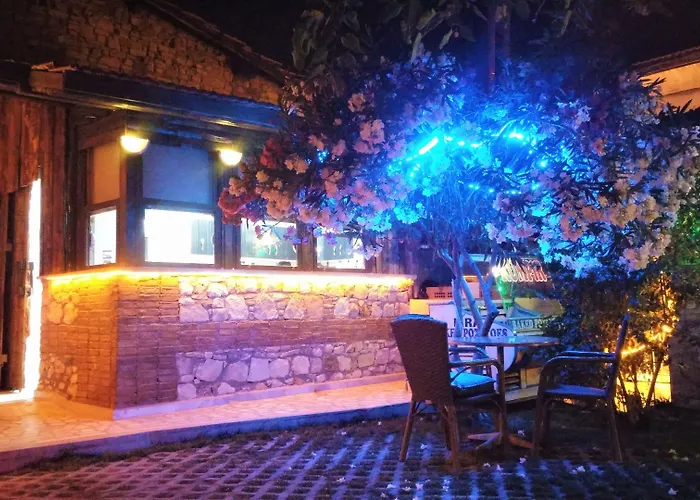 Garden Palace Boutique Hotel 2*