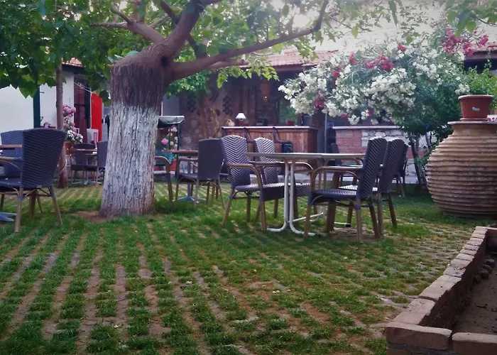 Garden Palace Boutique