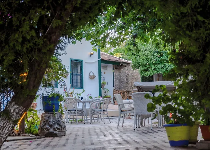 Garden Palace Boutique Hotel Kusadası